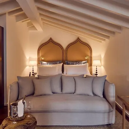 Puro Oasis Urbano Hotel 4*