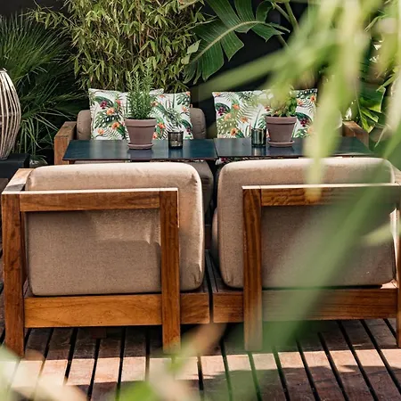 Puro Oasis Urbano Hotel